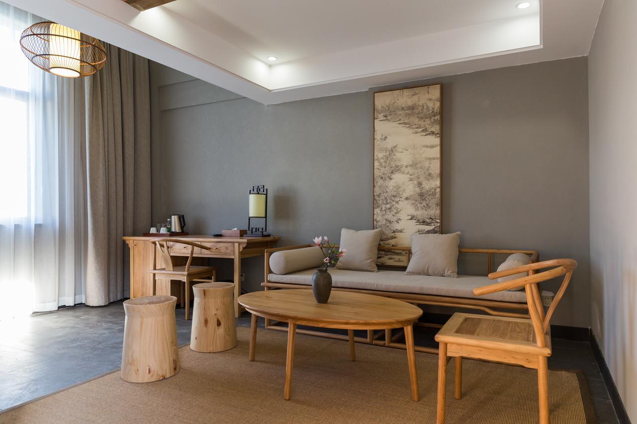 Seclusion Scenery Of Tangquan Hotspring Hotel Nanquim Exterior foto
